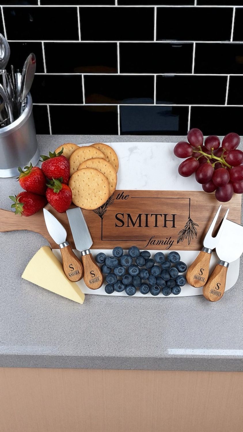 The Signature Luxe Basket with Glasses