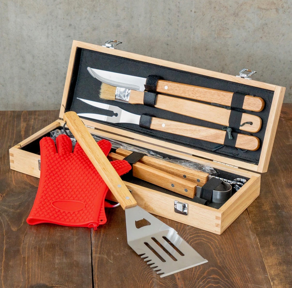 11-Piece Personalized BBQ Grill Set