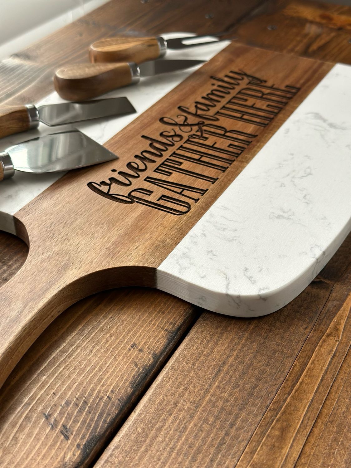 Medium Handle Serving Board with 4 Utensils